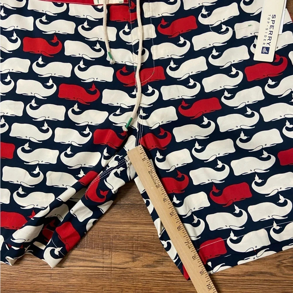 NWT Sperry Top Sider Men's Boardshorts Swim Size 38 Red/White Blue Whales Print